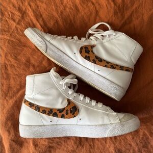 Nike blazer mid Leopard . Women’s size  9.5